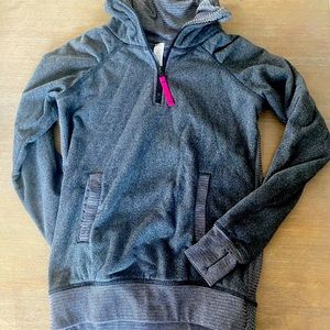 Girls iviva quarter zip grey sweater - GUC.